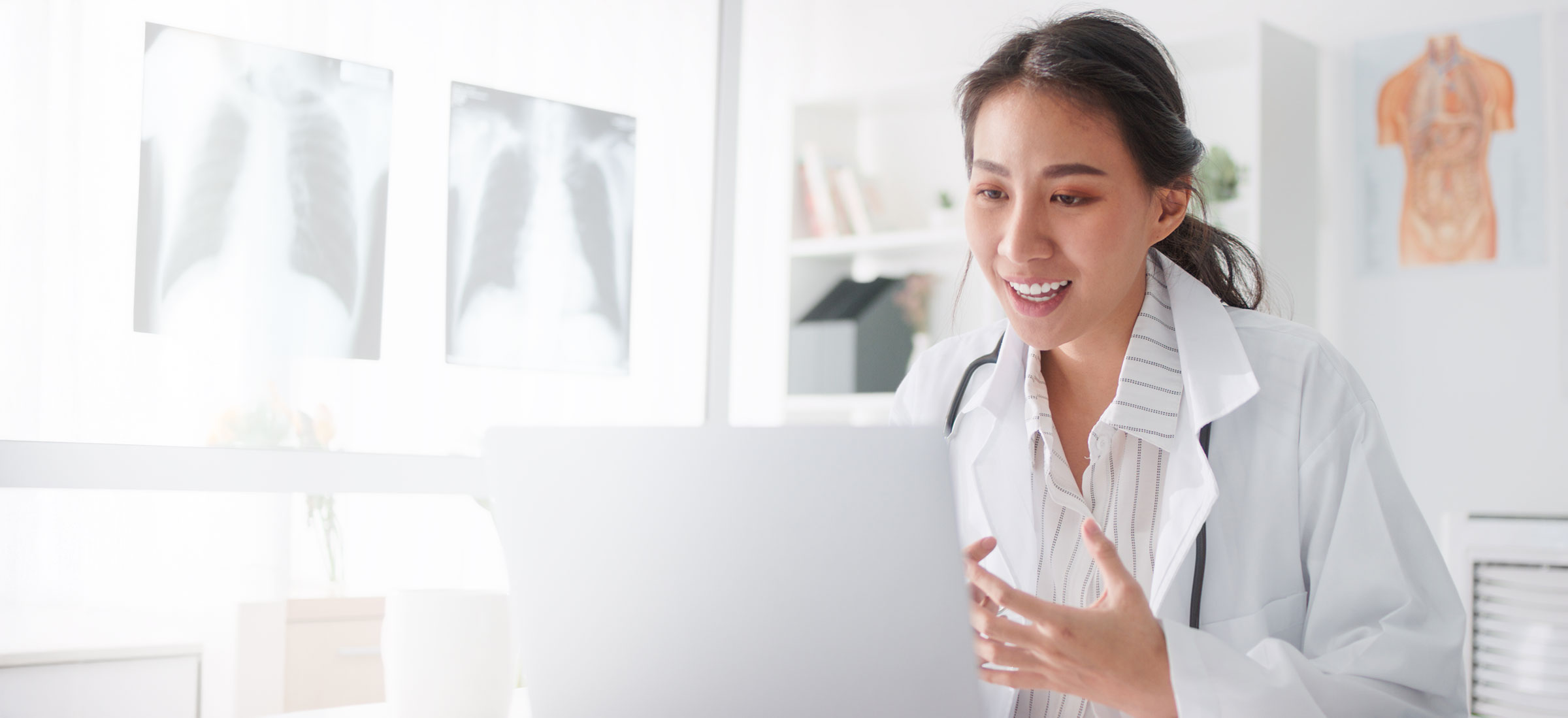 doctor on virtual consult